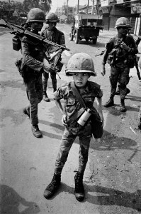 photographer-philip-jones-griffiths-in-vietnam-Little Tiger